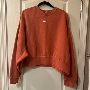 Nike Cropped Crew Neck